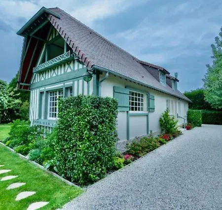 Villa Du Champ De Courses Yourhosthelper Villa Deauville